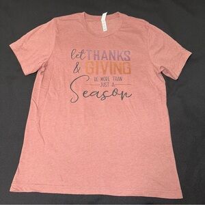 Thanksgiving t-shirt‎ mauve / purple size large graphic tee